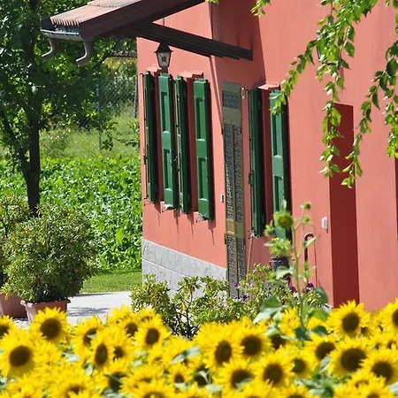 Bed and Breakfast La Cascina