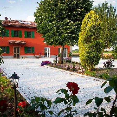 Bed and Breakfast La Cascina *