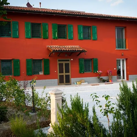 La Cascina Bed and Breakfast